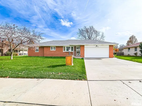 470 E Fernwood St, Morton, IL 61550