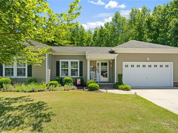 1031 Boundary Dr, Suffolk, VA 23434
