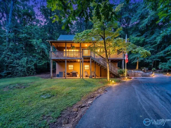 1803 Scenic Dr, Fort Payne, AL 35967