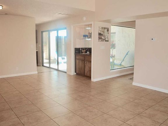 5th image of 470 W Barstow Ave APT 101