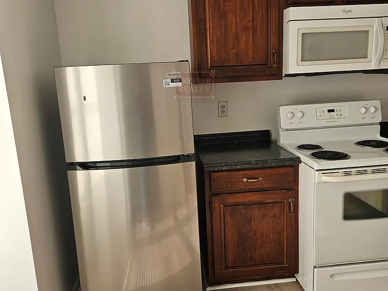4944 Farrell Ct — Photo 6