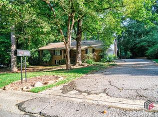 220 Davis Estates Rd, Athens, GA 30606