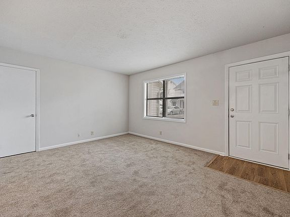 3rd image of 209 Cedar St. Building D