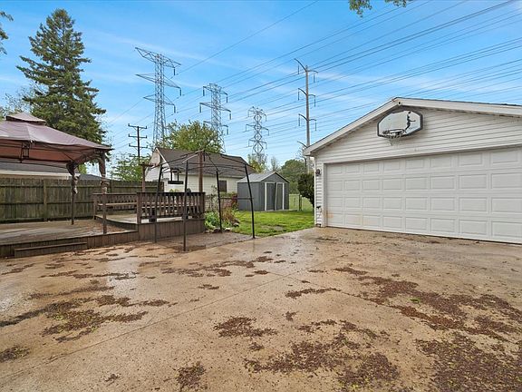 2nd image of 304 W Keith Ave
