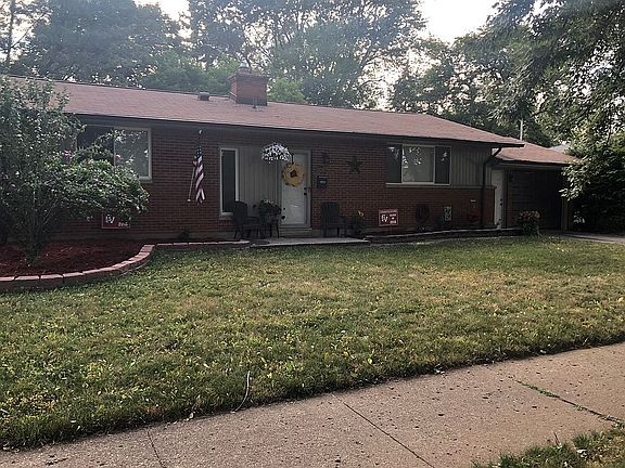 3rd image of 36247 Woodingham Dr