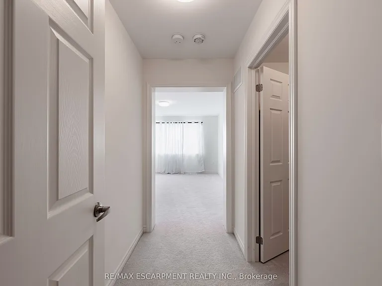 48 Sparrow Way — Photo 33