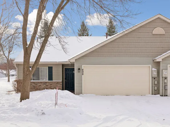 698 Monn Ave, Vadnais Heights, MN 55127