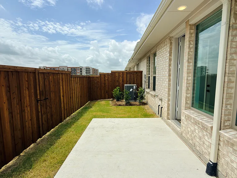 3552 Pierce Ln — Photo 14