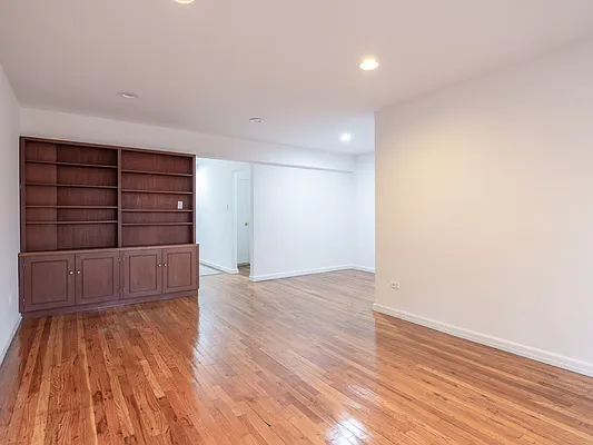 Sold by Samuel Realty Group LLC | media 5