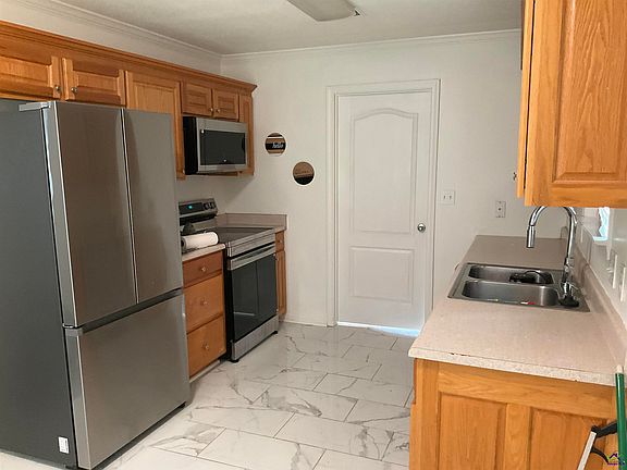 4th image of 305 Manchester Ln