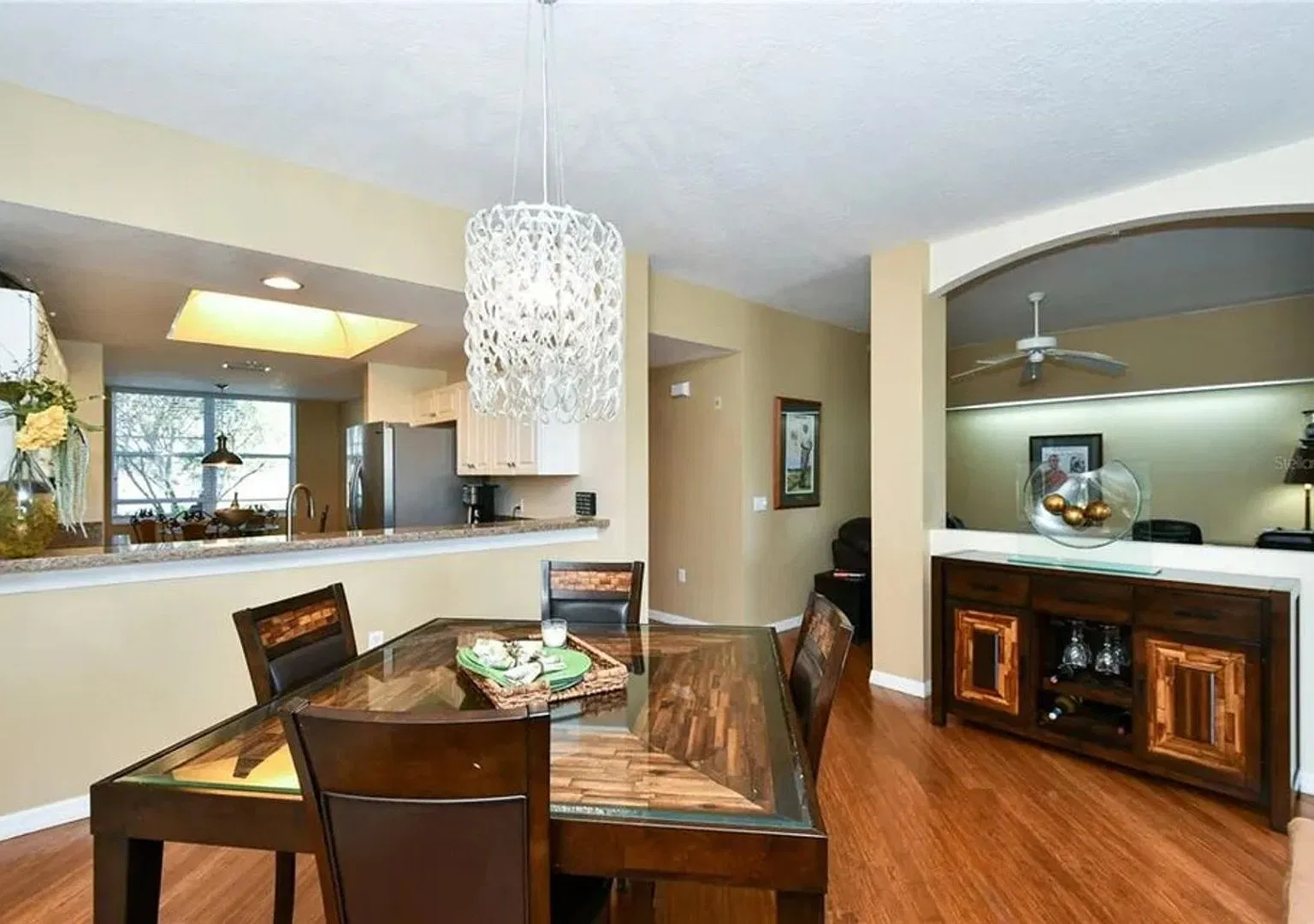 Charming 2BR Condo in Sarasota — Photo 4