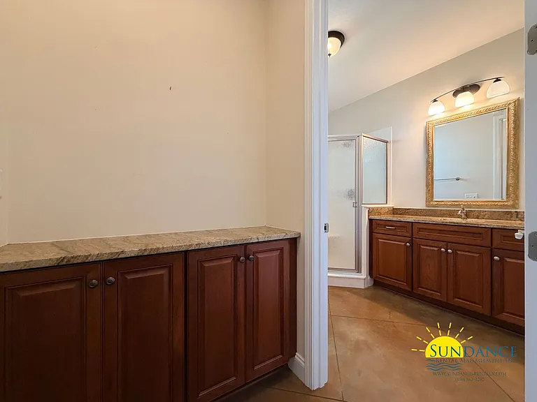 249 Beachview Dr — Photo 20
