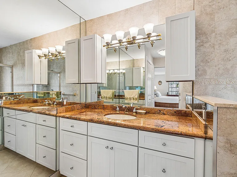 6417 Bay Club Dr #2 — Photo 13