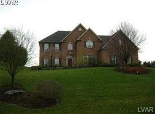 3020 Muirfield Rd, Center Valley, PA 18034