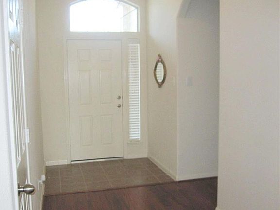 3rd image of 10106 Driftwood Park Dr