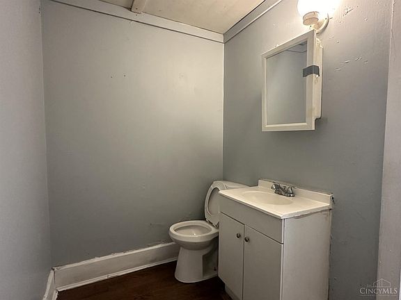 5th image of 4614 Carter Ave