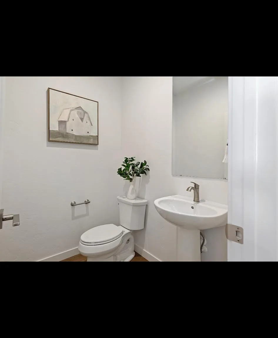 6375 S Gloriosa Ave — Photo 3