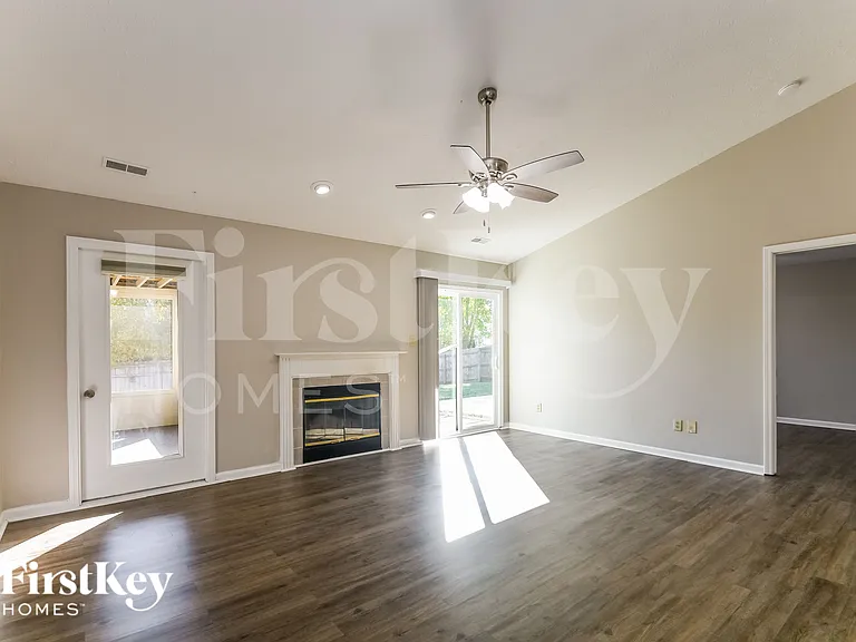 20839 Summitt Rd — Photo 3
