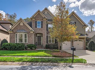 7431 Edenbridge Ln, Charlotte, NC 28226
