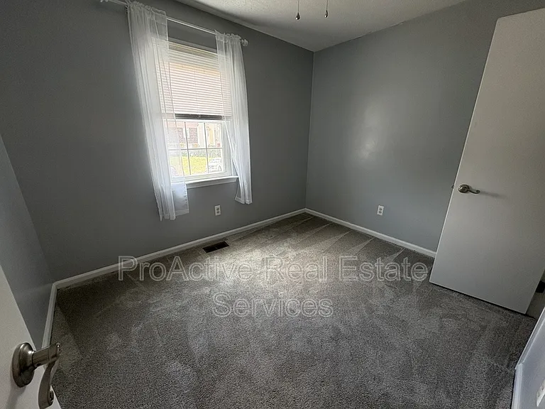 1501 Antler Cir — Photo 29
