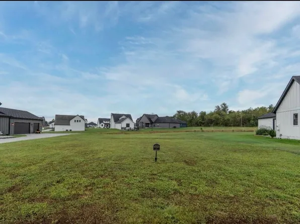 952 E Valley Trail Drive, Republic, MO 65738