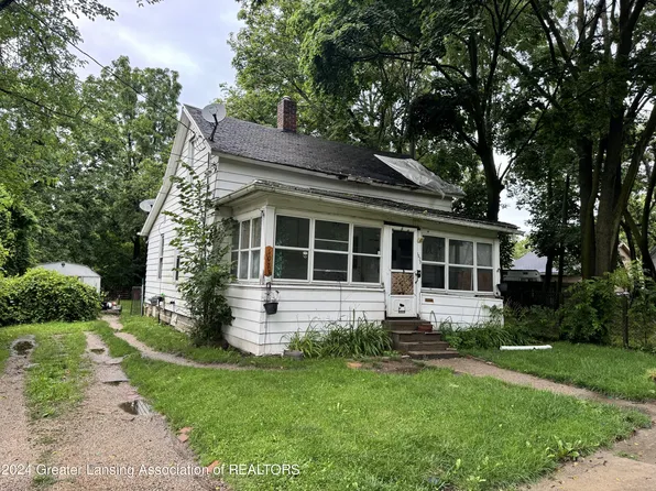 1025 Cady Ct, Lansing, MI 48906