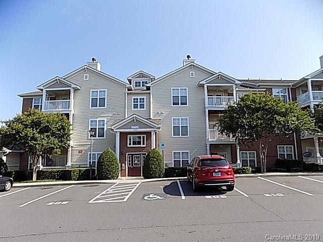 1st image of 11221 Hyde Pointe Ct