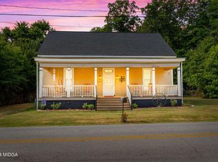 223 W Martin Luther King Jr Dr, Jackson, GA 30233