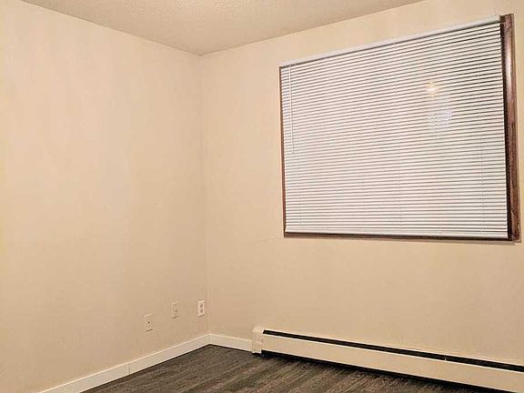 5th image of 8312 Zane Ave N #112