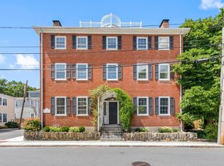 56 Lime St, Newburyport, MA 01950