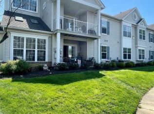 901A Oliphant Ln #A, Mount Laurel, NJ 08054