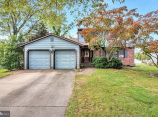 6 Charter Oak Rd, Clementon, NJ 08021