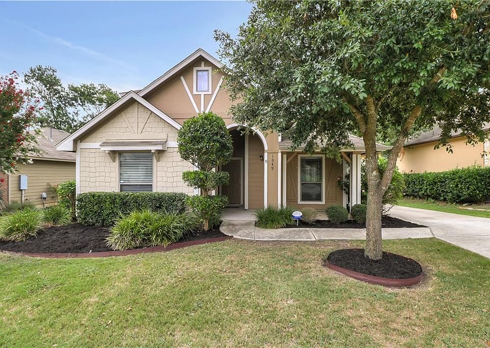 1st image of 1049 Twin Estates Dr