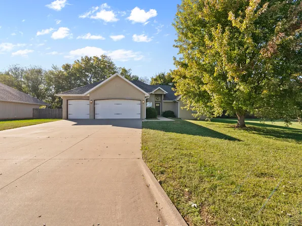 307 Wren Road, Willard, MO 65781