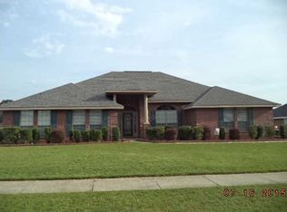 10703 Middle Oak Dr, Mobile, AL 36695
