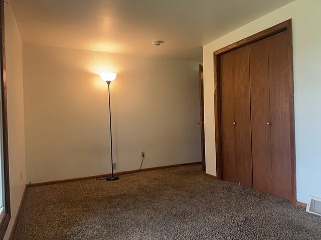 418 Beloit St #5 — Photo 20