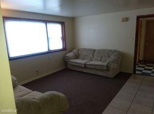 7802 43rd St, Lyons, IL 60534