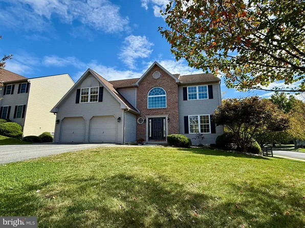 37 Connecticut Ave, Reading, PA 19608