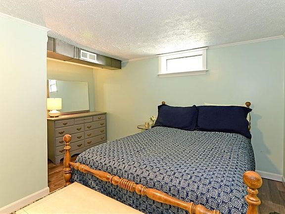 2nd image of 3 Morningside Dr