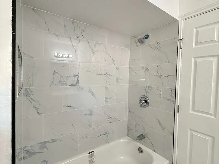 317 E Lindbergh Blvd — Photo 12