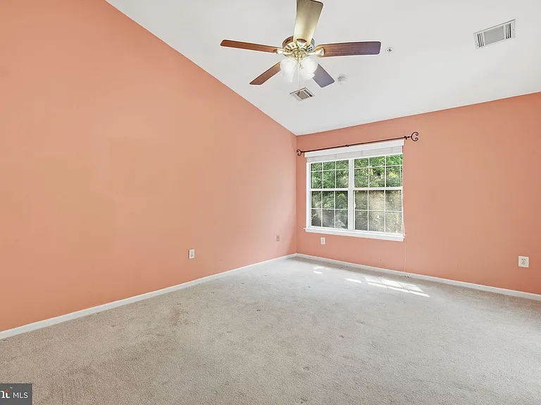 7827 Quill Point Dr — Photo 8