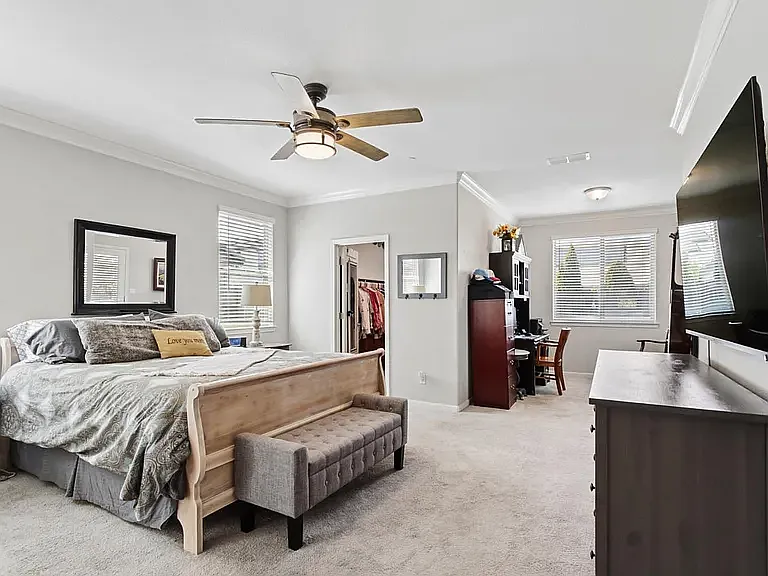 3652 Edington Dr — Photo 25