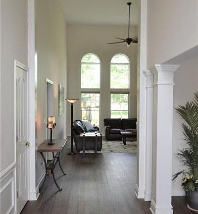 2nd image of 3055 Alling Dr