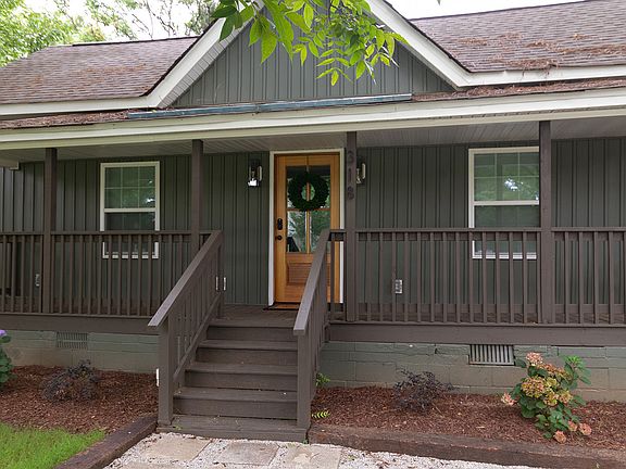 3rd image of 318 Summit Ave