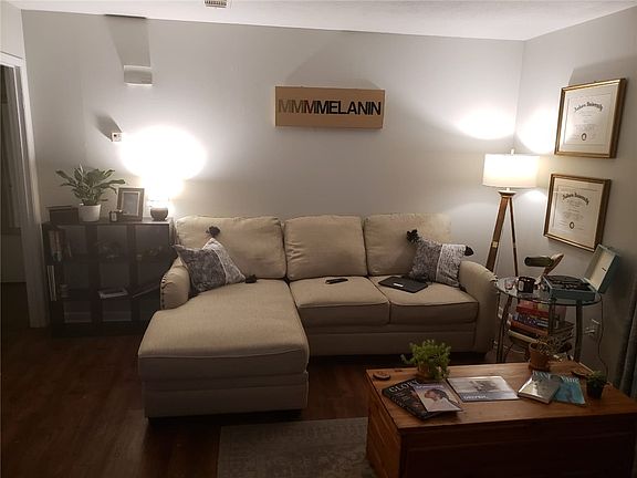 4th image of 905/907 McKinley Ave