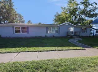 354 N 5th St, Sheldon, IL 60966