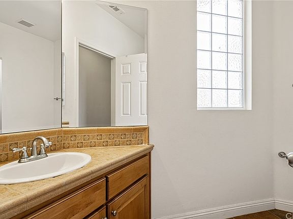5th image of 3519 Willow Glen Ln