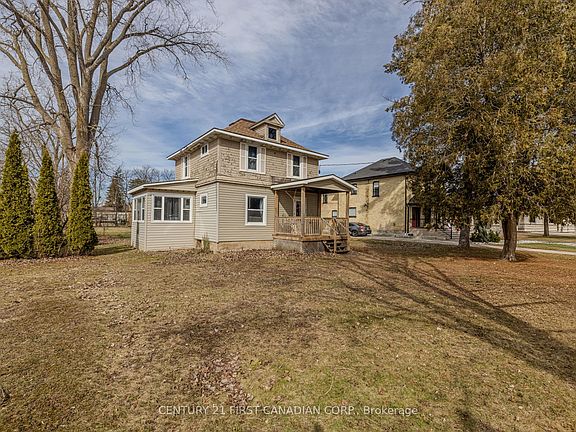 4th image of 159 Main St