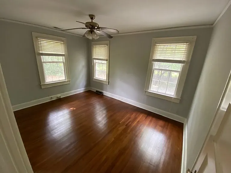 1612 Rutland Ct — Photo 4