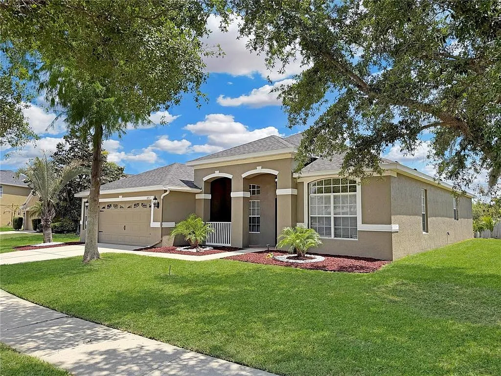 Building Photo - 6817 Cromwell Garden Dr